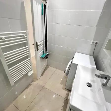 Apartment Les Pins Pinede Sector - 2 People Juan-les-Pins